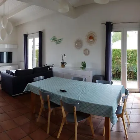 Dom wakacyjny Le Paradis Des Enfants *