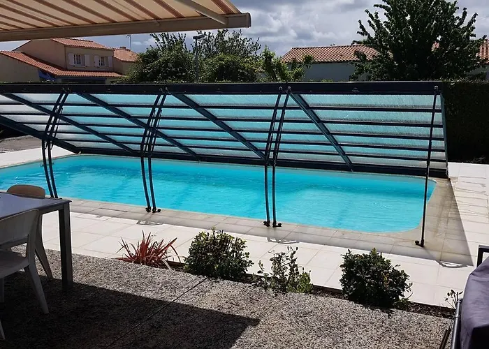 Сasa de vacaciones Le Paradis Des Enfants La Jarrie