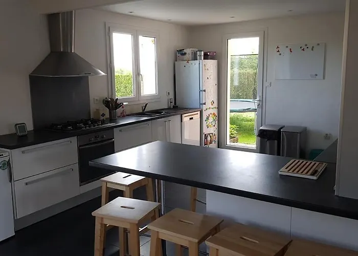 Le Paradis Des Enfants Сasa de vacaciones La Jarrie